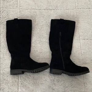 Girls boots